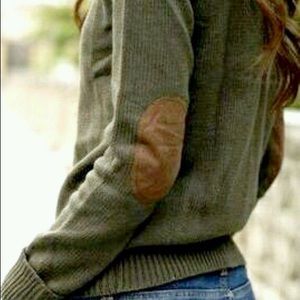 Green sweater with elbow pads